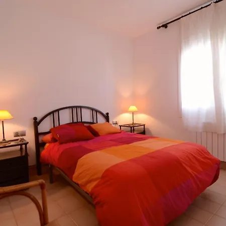 Apartment Puig Padro 6 1-4 *