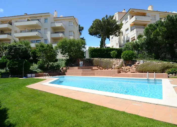 Puig Padro 6 1-4 L' Escala
