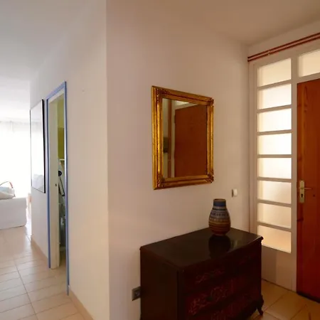 Puig Padro 6 1-4 L' Escala